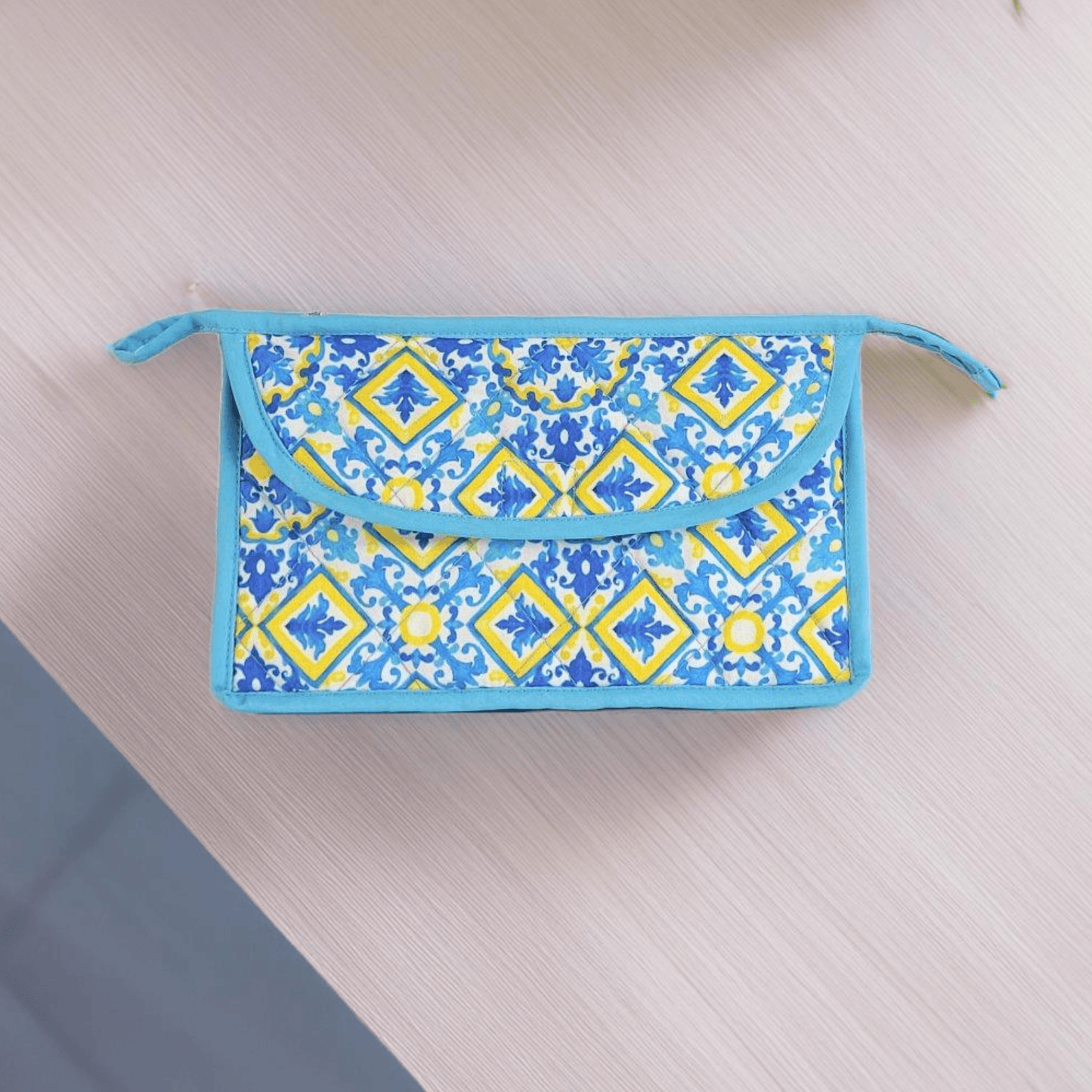 Vintage Cosmetic Travel Case, Women's Makeup Organizer with Compartments I 7.5L x 4.25W