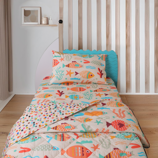 Kids Bedding Set-Under the Sea Print Includes Bedsheet, Pillow Cover, Reversible Quilted Blanket & Quilt Cover